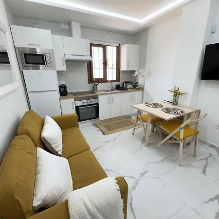 Apartment Cozy With Wi-fi-322 *